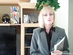 Cuckold Granny Is Addicted To Cum